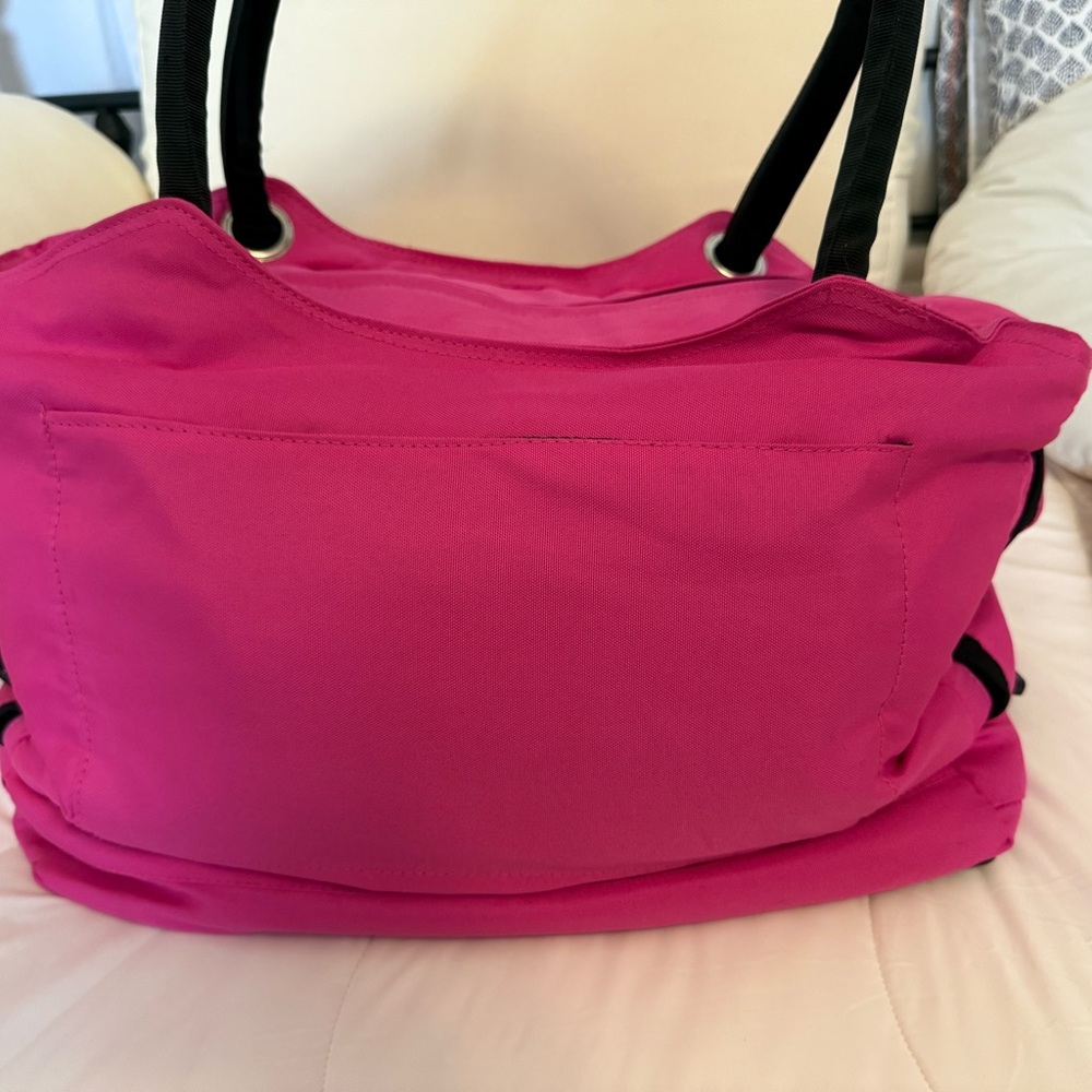 CoolBag Gen 2 - perfect for beach travel